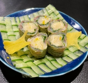 旬の厳選素材を使用した寿司と和食の名店  鮨 染井