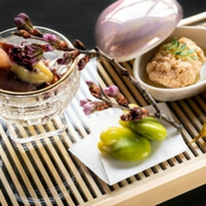 Ebisu Wasyoku Mitaba, seasonal Japanese cuisine prepared by a chef who has experience working at a famous, long-established ryotei (Japanese-style restaurant)